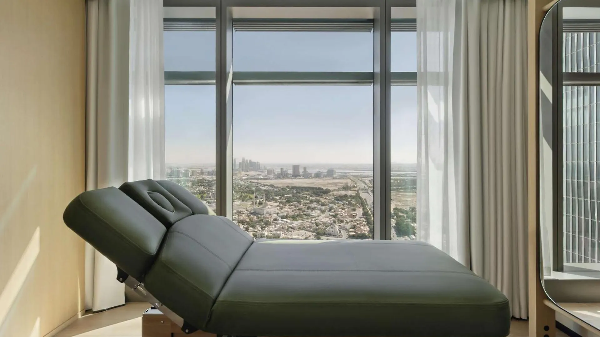 Siro One Za'Abeel Hotel Dubai 5*,